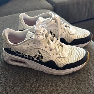 Nike Women's White and Black Leopard Print Sneakers Air Max SC SZ 8